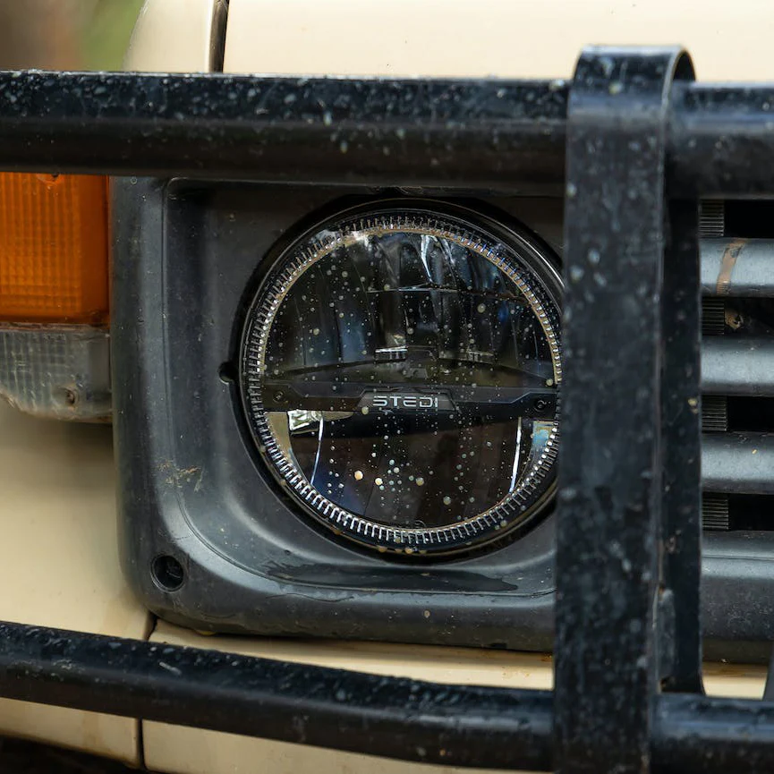 STEDI Homage 7" LED Headlight  - Black (5700K) - Image 4