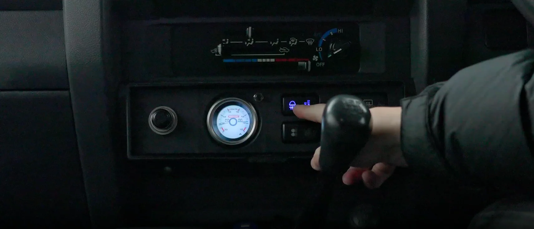 Stedi Centre Switch Panel Bundle to Suit 70 Series Landcruiser - Image 5