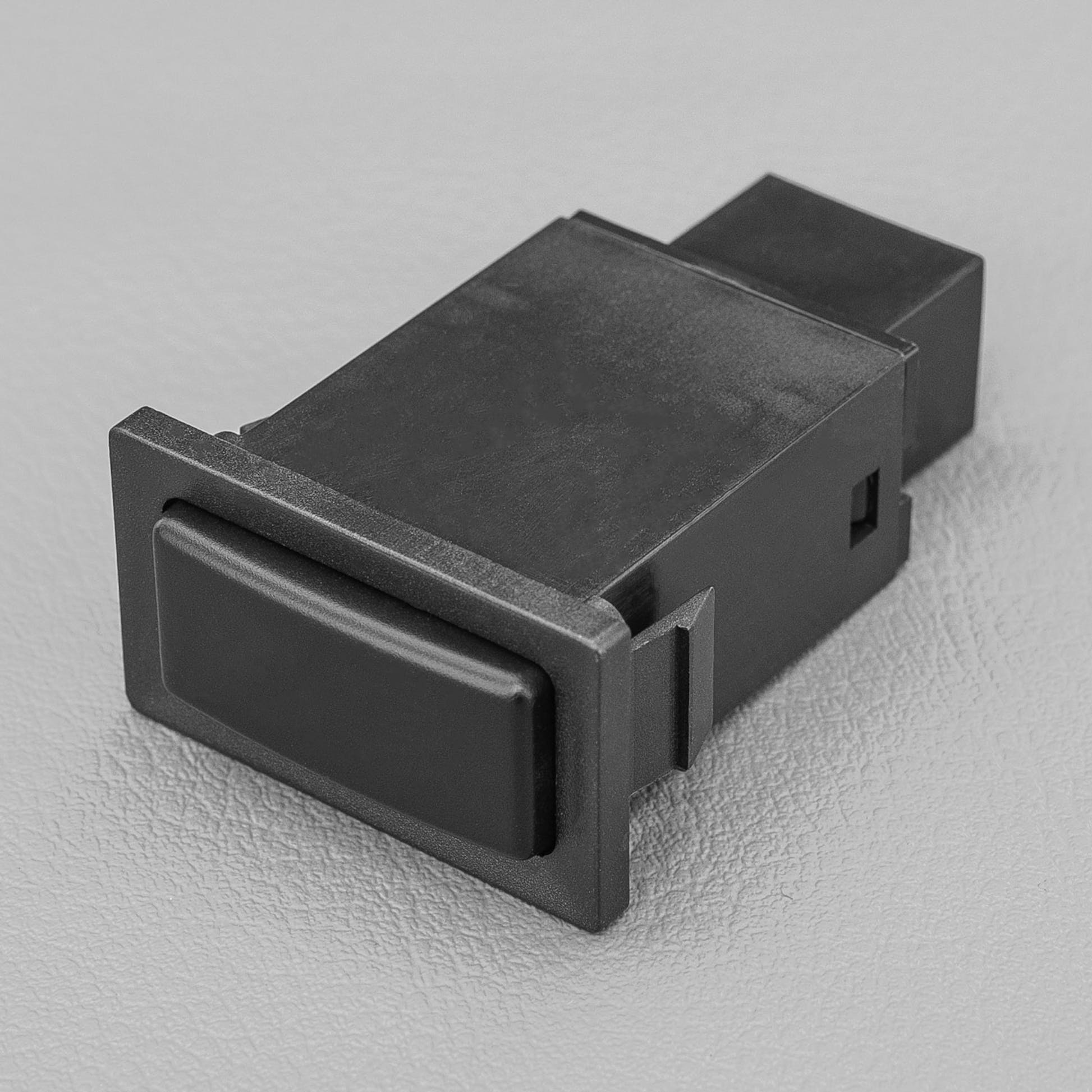 STEDI Push Switch To Suit Toyota 80 Series Landcruiser - Image 4
