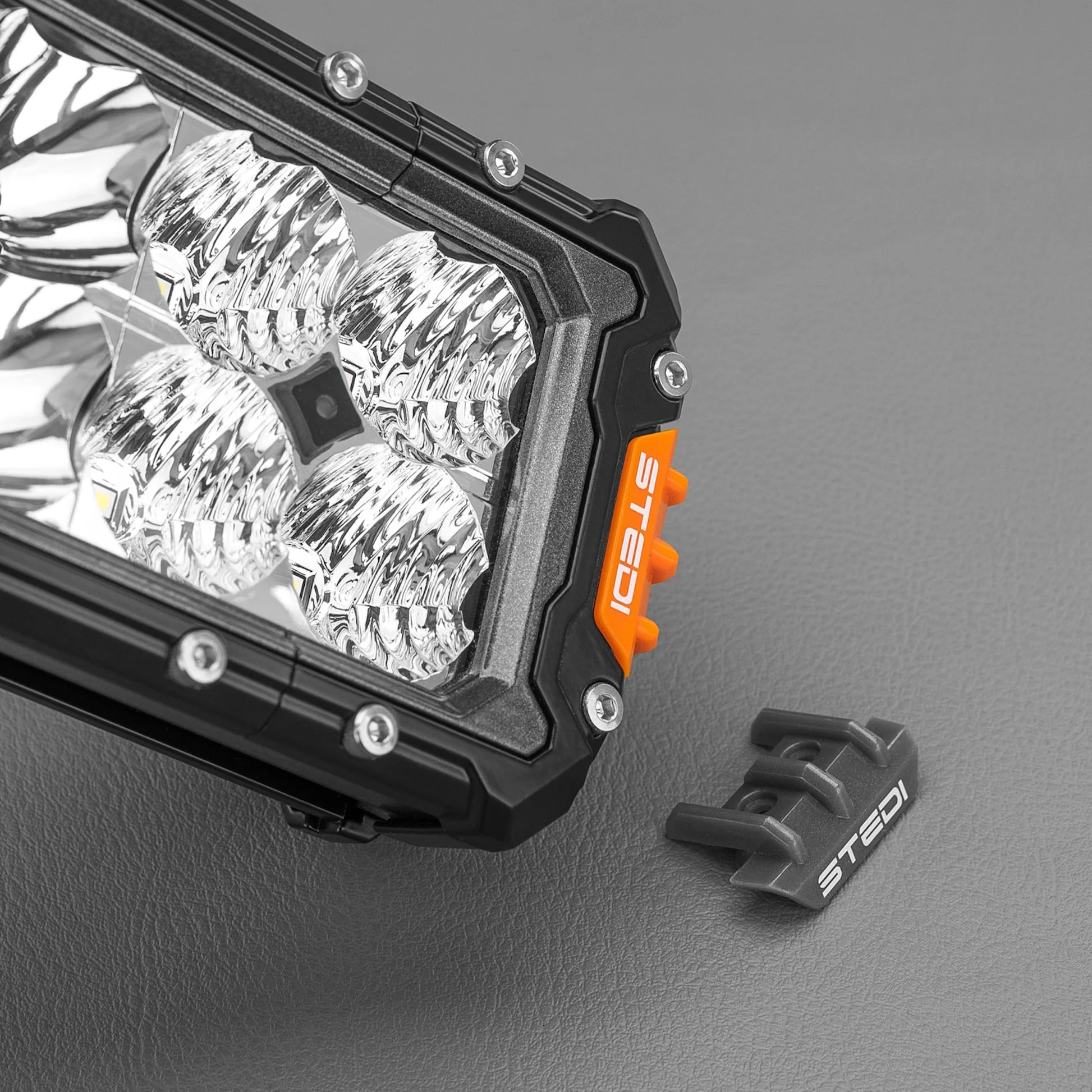 STEDI ST3303 Pro 23.3 Inch 32 LED Light Bar - Image 4