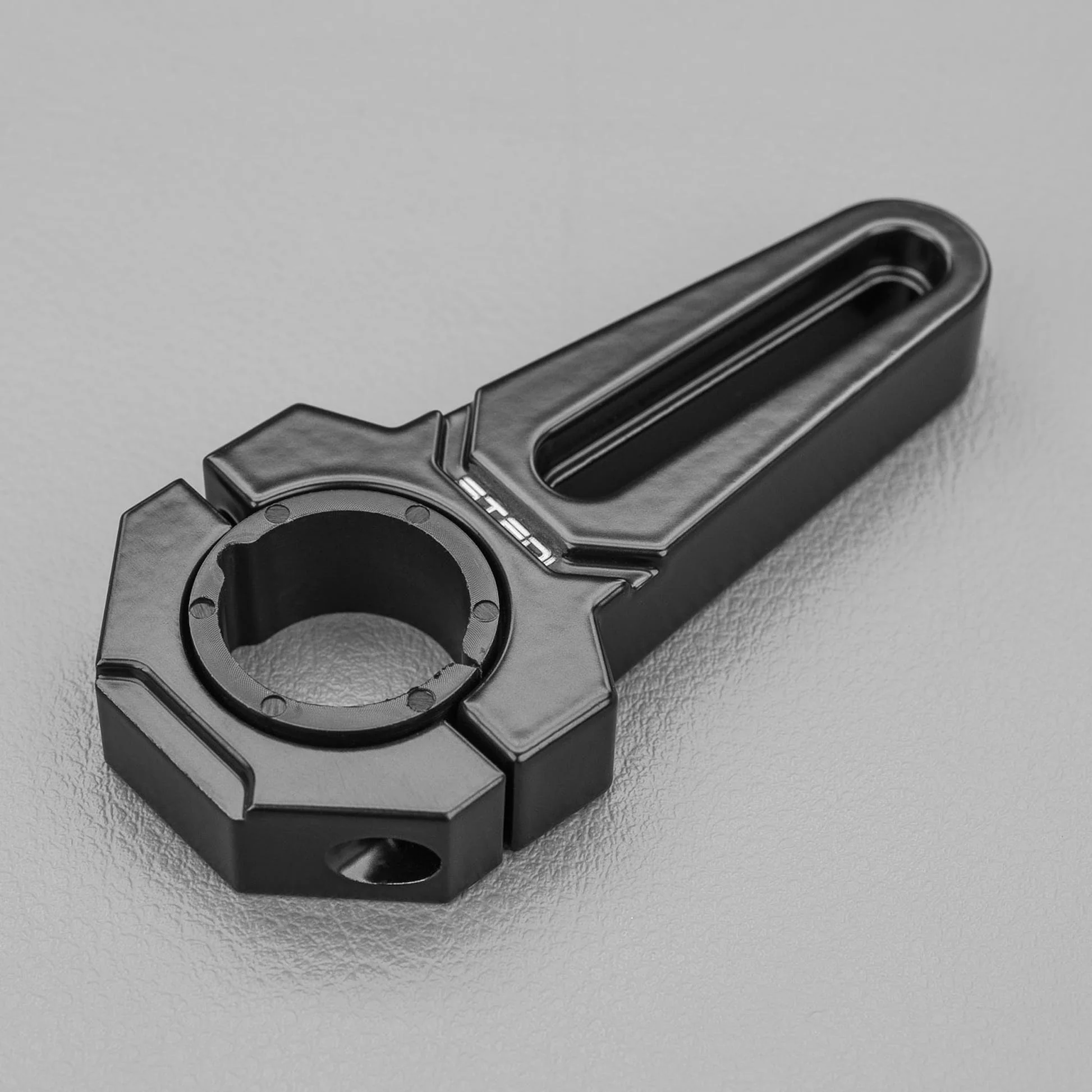 VICE Bull Bar Tube Clamps | Black - Image 5